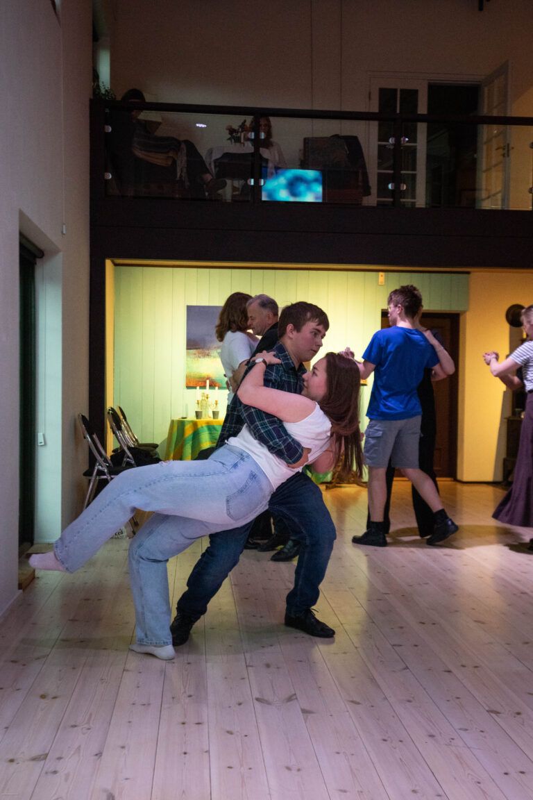 Tirsdagsdansen – kurs og dansetrening særlig rettet mot ungdom